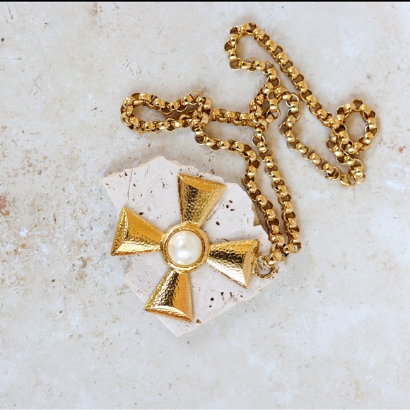 Monet gold bow brooch - Picture 7 of 13